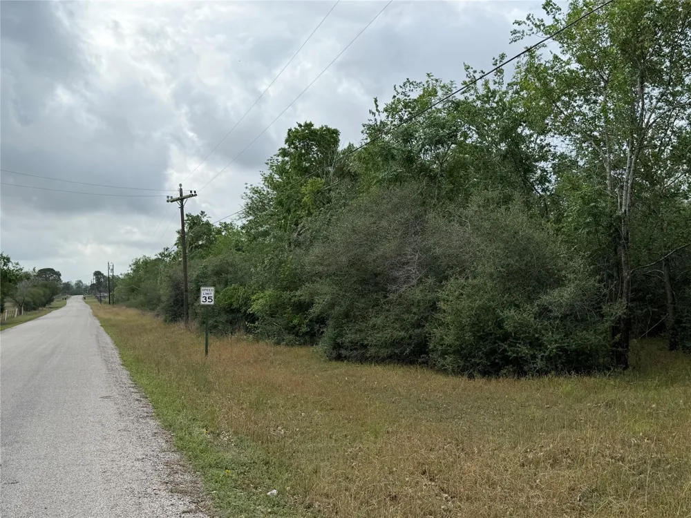 9 Love Road Victoria, TX 77904