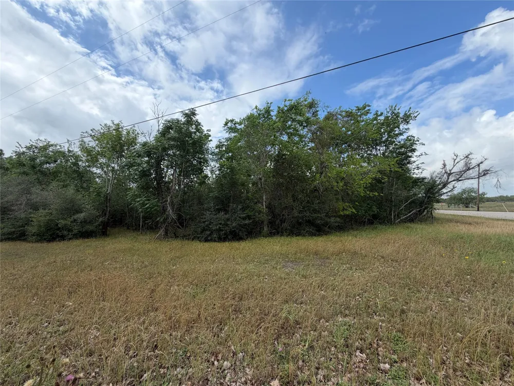 9 Love Road Victoria, TX 77904