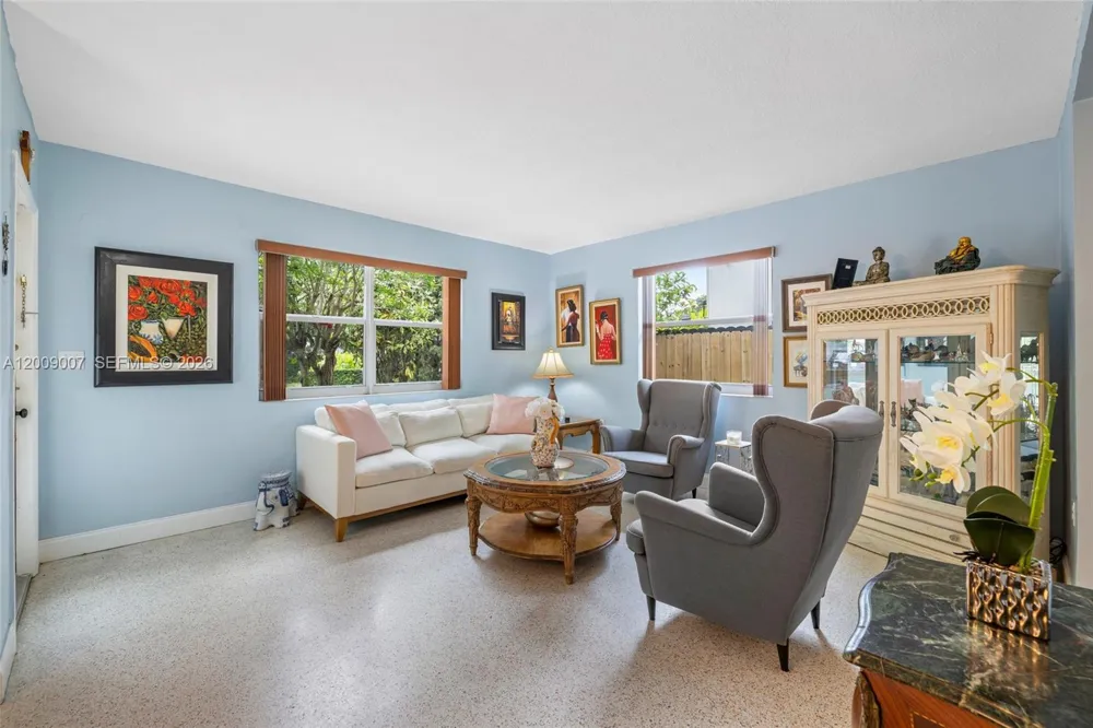 7840 SW 67th Ave South Miami, FL 33143