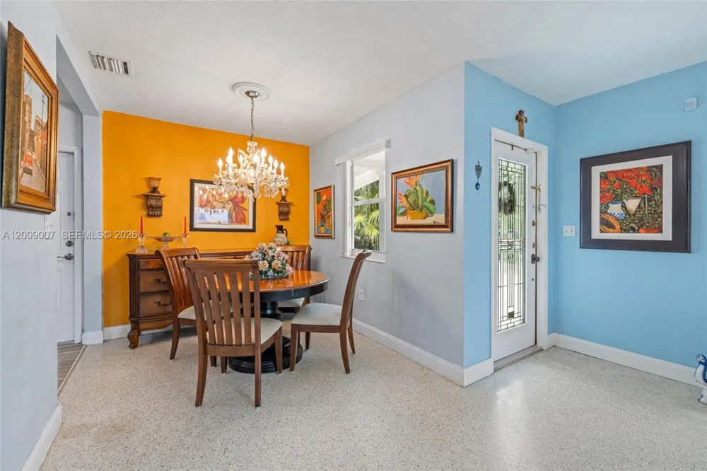 7840 SW 67th Ave South Miami, FL 33143