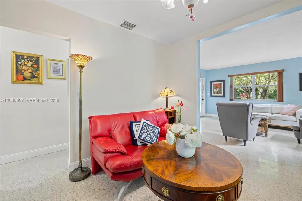 7840 SW 67th Ave South Miami, FL 33143