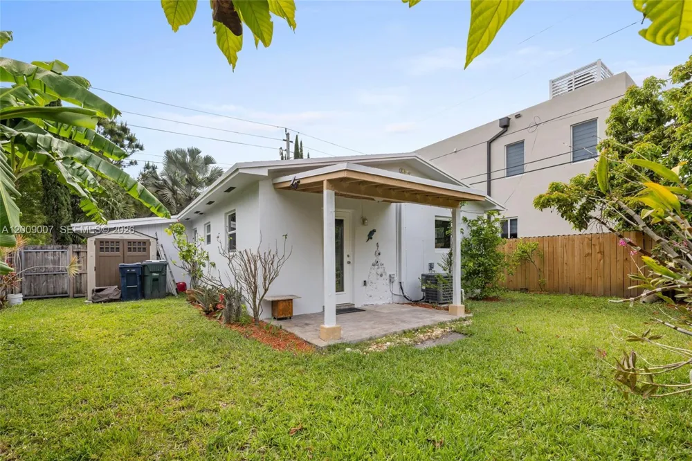 7840 SW 67th Ave South Miami, FL 33143