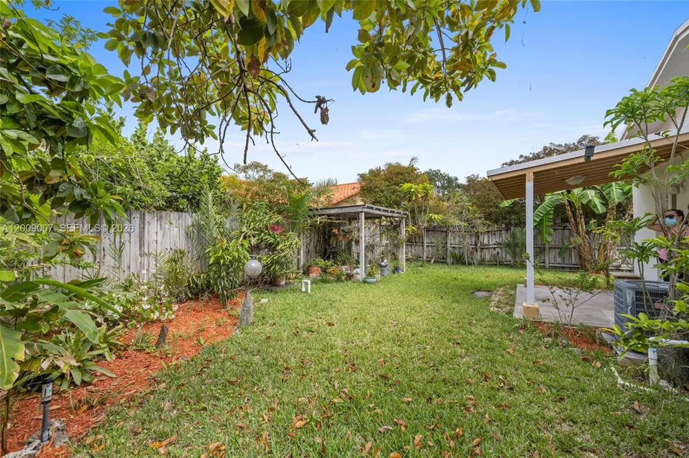 7840 SW 67th Ave South Miami, FL 33143