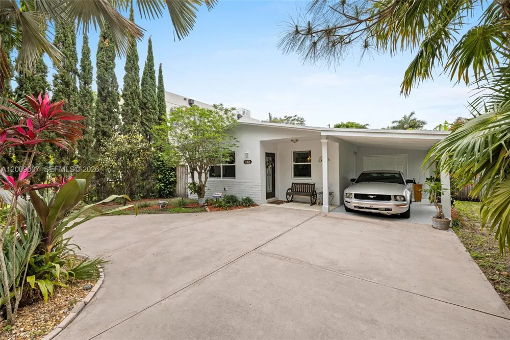 7840 SW 67th Ave South Miami, FL 33143