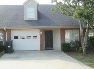 17 Macaulay Place