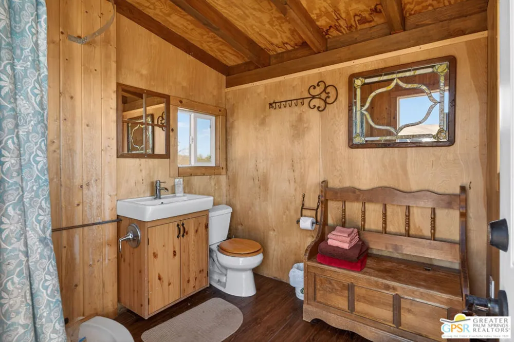 53408 Stud Valley Road Pioneertown, CA 92268