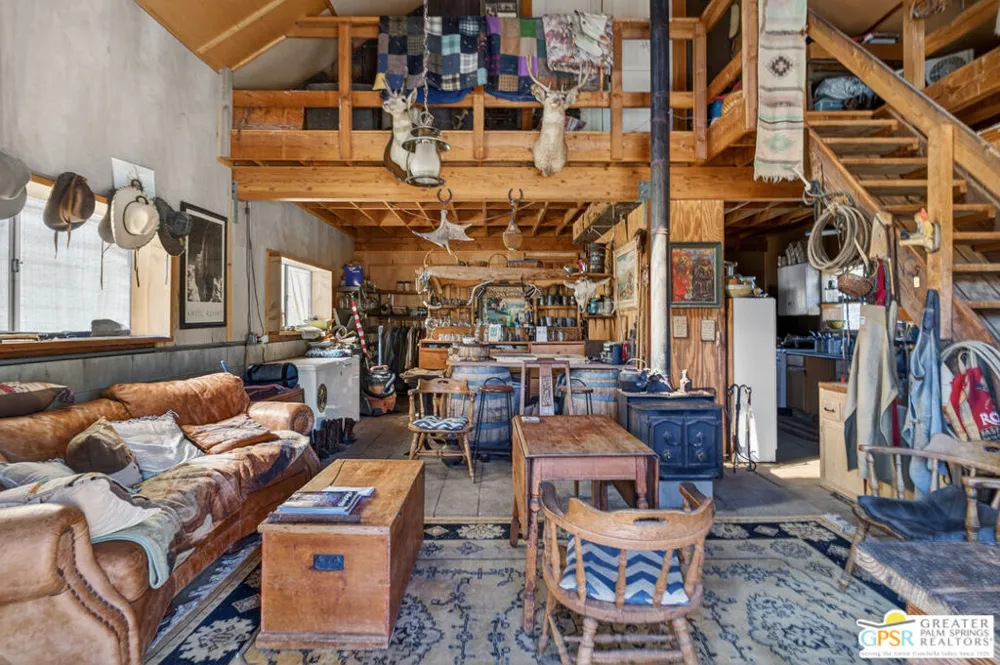 53408 Stud Valley Road Pioneertown, CA 92268