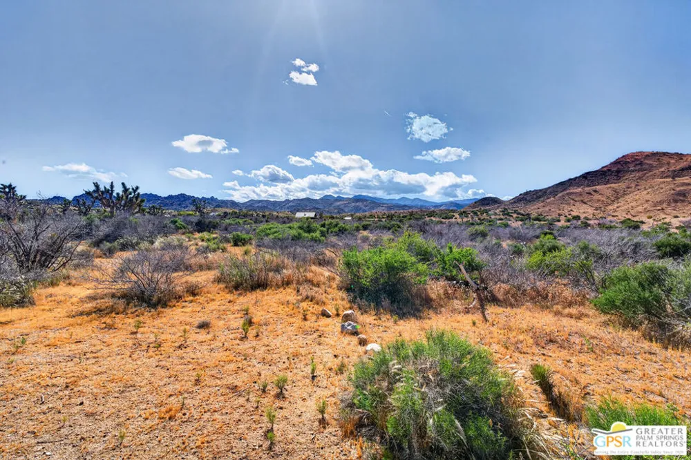 53408 Stud Valley Road Pioneertown, CA 92268