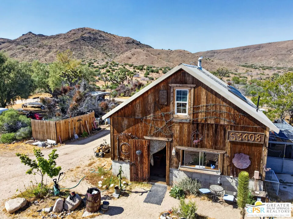 53408 Stud Valley Road Pioneertown, CA 92268