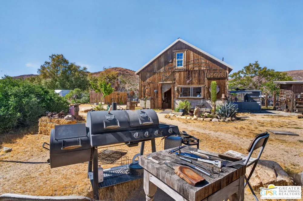 53408 Stud Valley Road Pioneertown, CA 92268