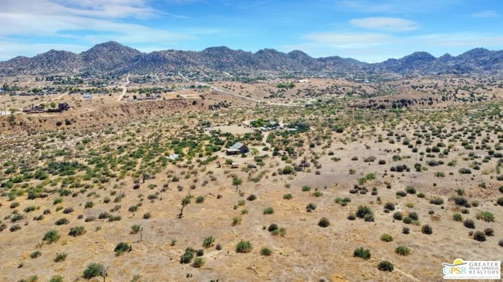 53408 Stud Valley Road Pioneertown, CA 92268