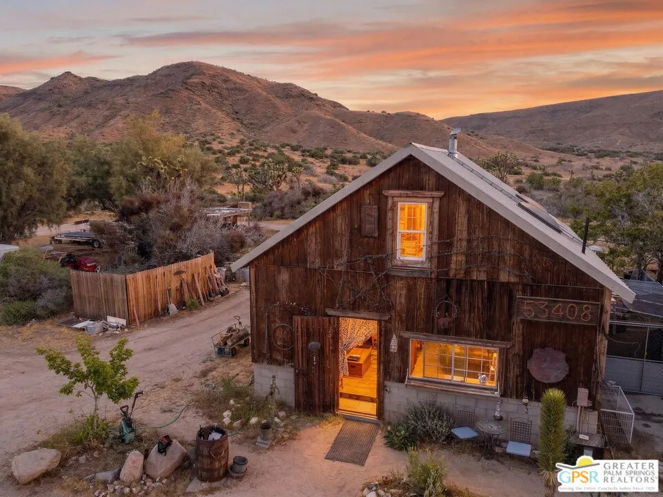 53408 Stud Valley Road Pioneertown, CA 92268