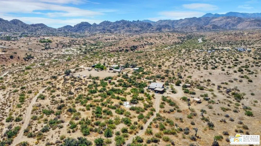 53408 Stud Valley Road Pioneertown, CA 92268
