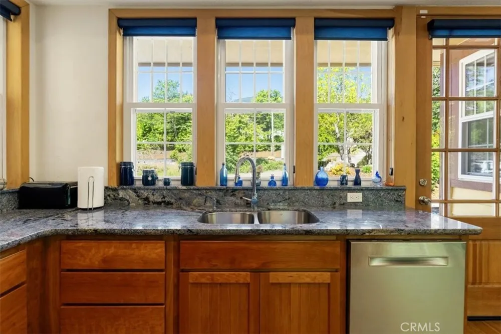 6200 Scherrer Dunsmuir, CA 96025