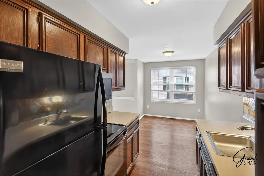 15834 Franklin Drive Clinton, MI 48038