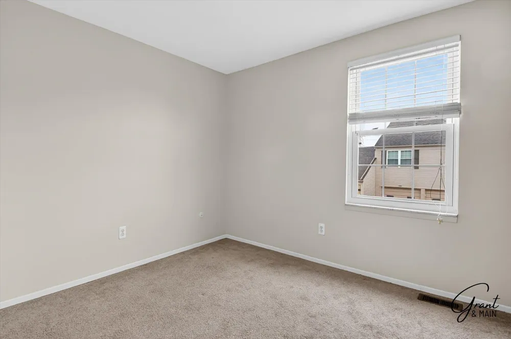 15834 Franklin Drive Clinton, MI 48038
