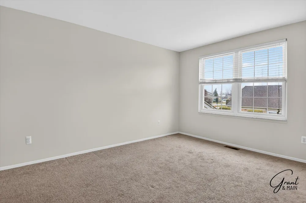 15834 Franklin Drive Clinton, MI 48038