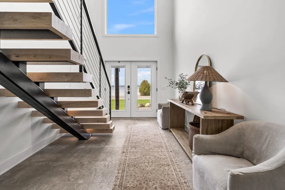 10191 Peninsula Drive Peninsula Township, MI 49686