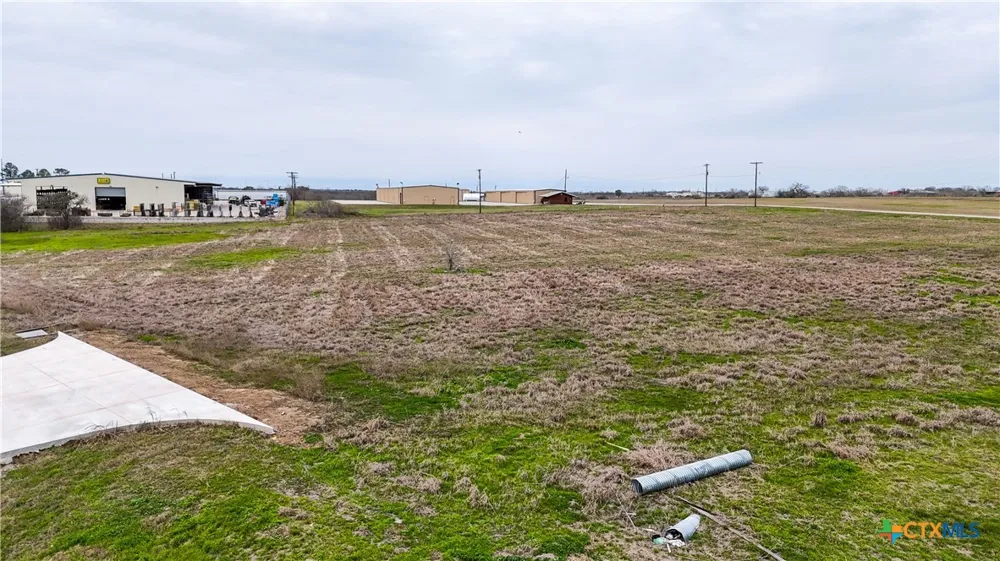 2700 Us-183 Gonzales, TX 78629