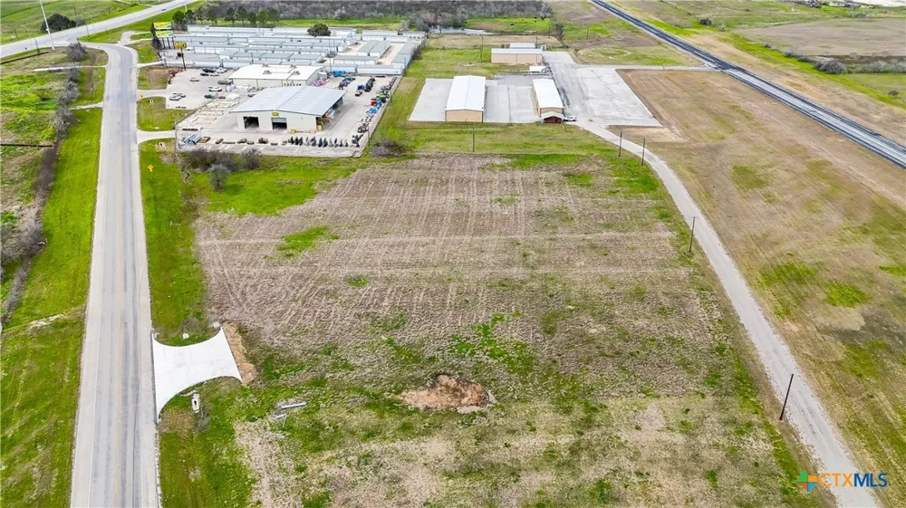 2700 Us-183 Gonzales, TX 78629