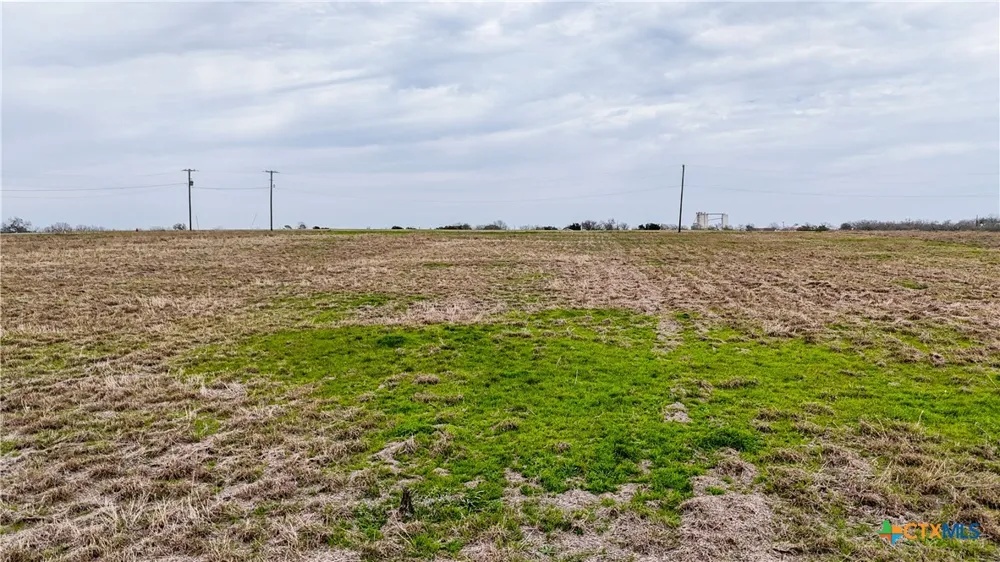 2700 Us-183 Gonzales, TX 78629