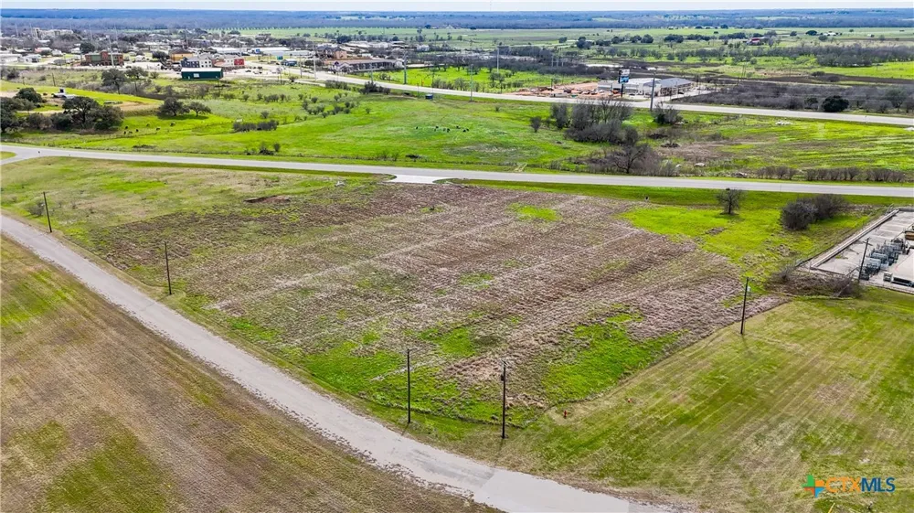 2700 Us-183 Gonzales, TX 78629