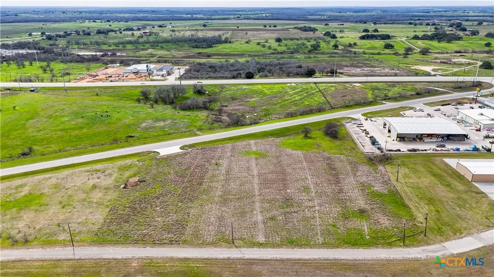 2700 Us-183 Gonzales, TX 78629