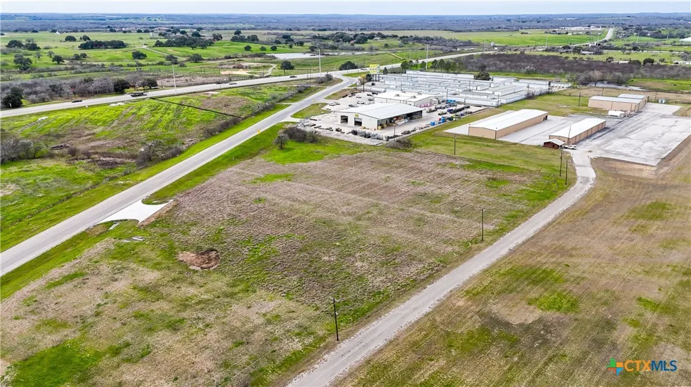 2700 Us-183 Gonzales, TX 78629