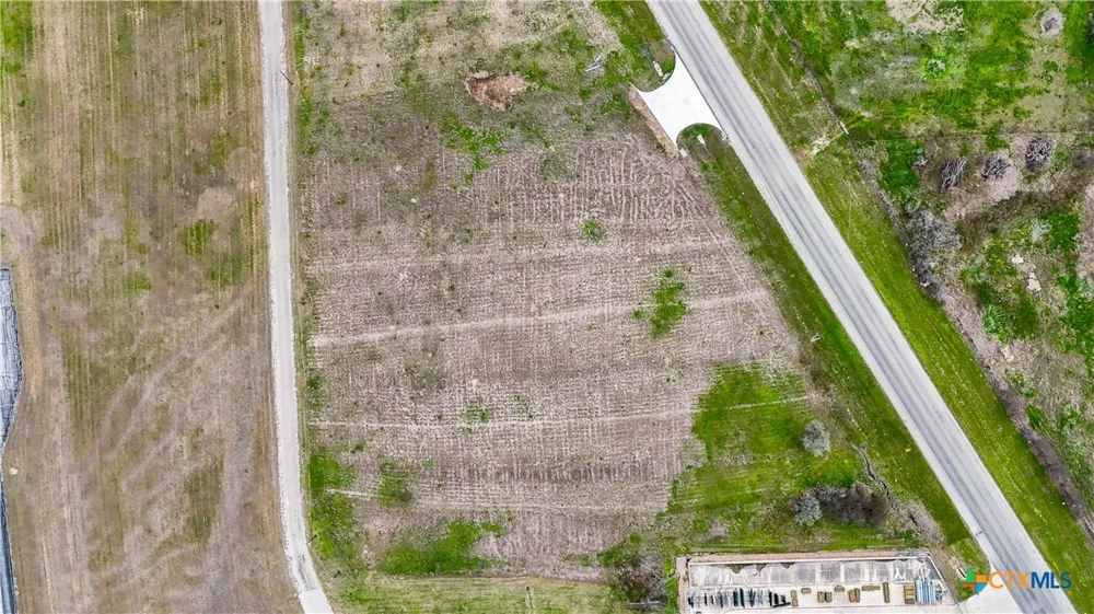 2700 Us-183 Gonzales, TX 78629