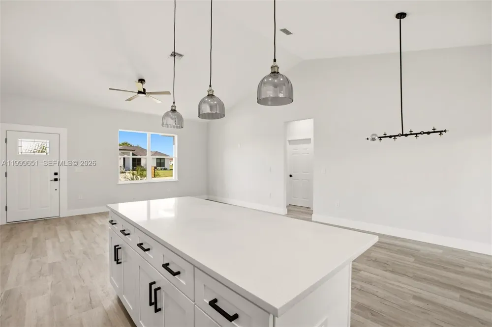 1313 Blue Heron Drive Sebring, FL 33876