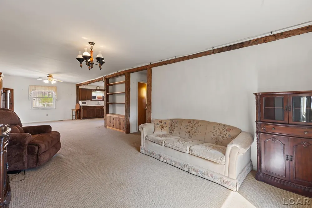 8720 Sharon Hollow Road Manchester Township, MI 48158