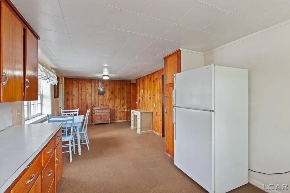 8720 Sharon Hollow Road Manchester Township, MI 48158