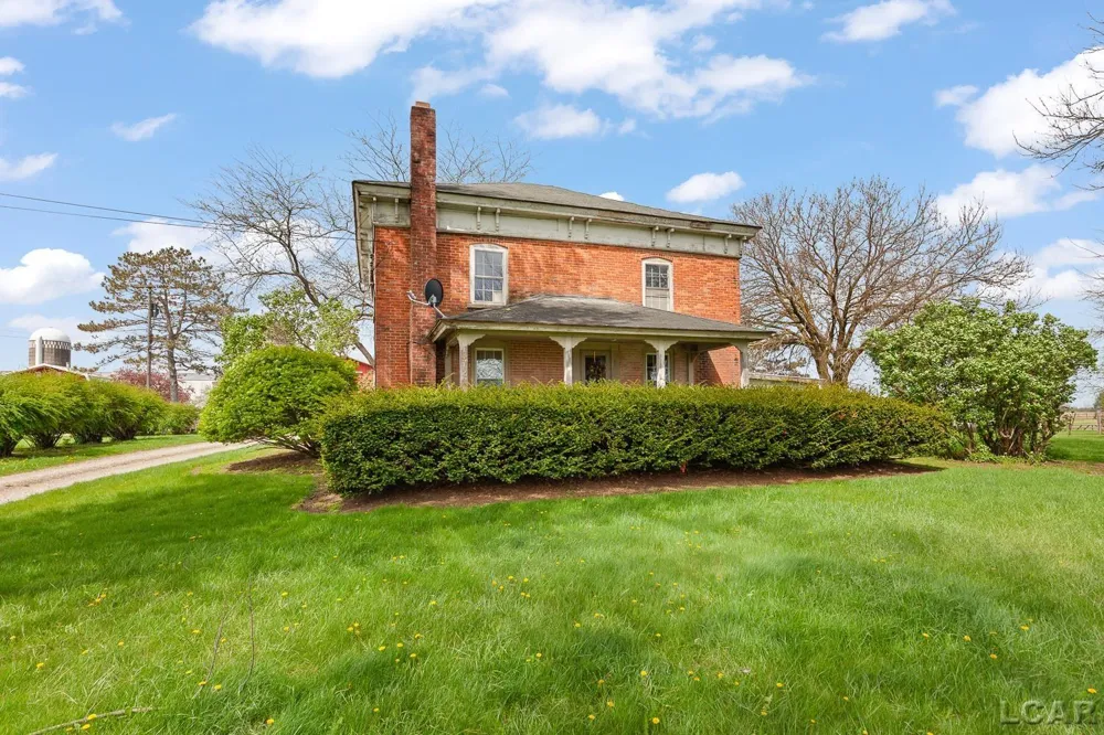 8720 Sharon Hollow Road Manchester Township, MI 48158