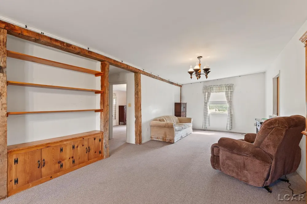 8720 Sharon Hollow Road Manchester Township, MI 48158