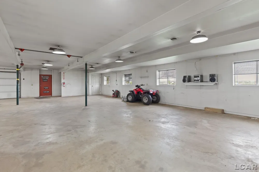 8720 Sharon Hollow Road Manchester Township, MI 48158