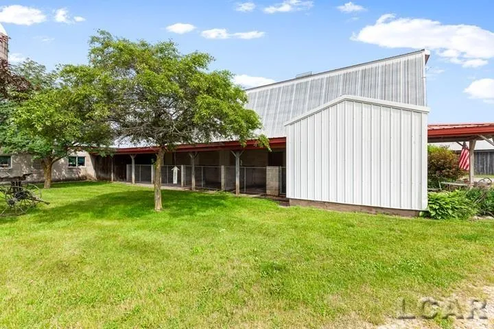 8720 Sharon Hollow Road Manchester Township, MI 48158