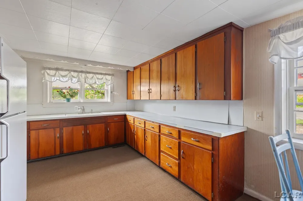 8720 Sharon Hollow Road Manchester Township, MI 48158