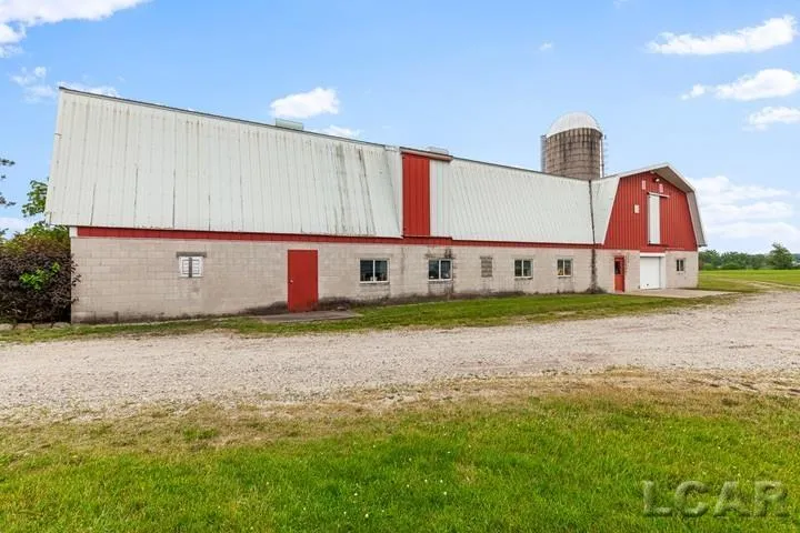 8720 Sharon Hollow Road Manchester Township, MI 48158