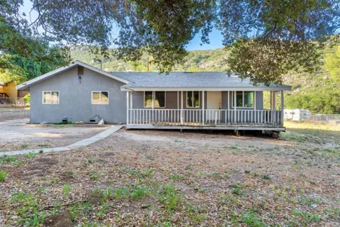 2016 Lake Morena Drive
