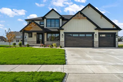 9430 Iris Drive