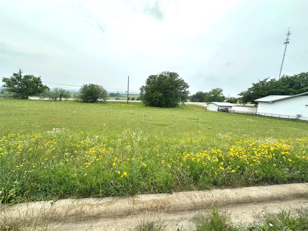 1205 Haven Drive Comanche, TX 76442