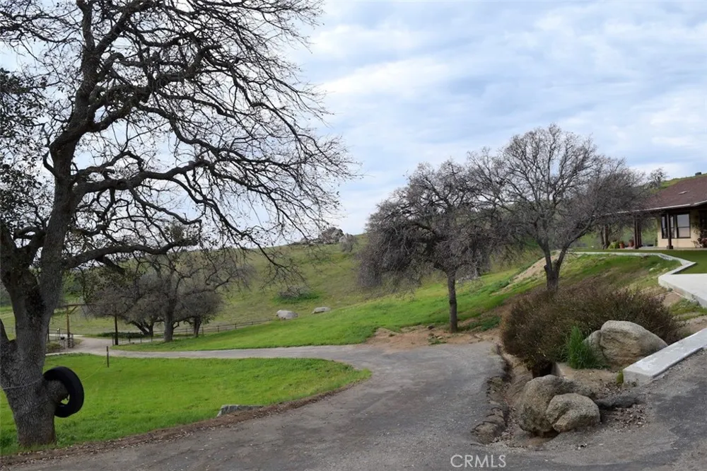 3001 Woody Granite Bakersfield, CA 93308