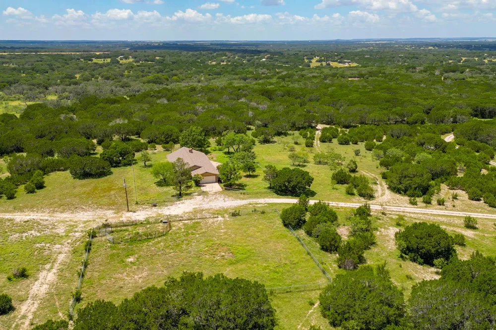 1705 County Road 111 Lampasas, TX 76550