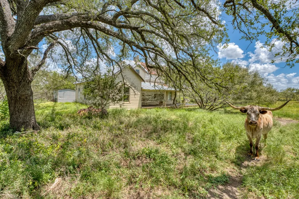 1705 County Road 111 Lampasas, TX 76550