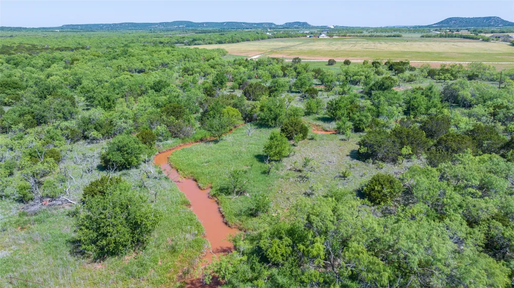 204 CR 180 Ovalo, TX 79541
