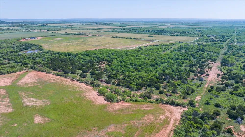204 CR 180 Ovalo, TX 79541