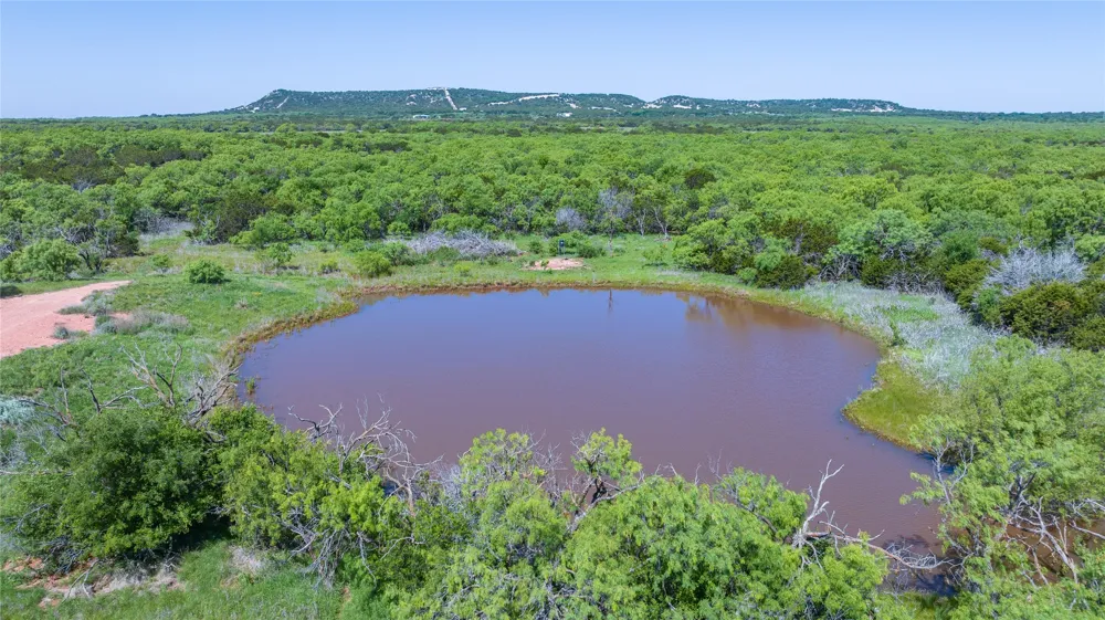 204 CR 180 Ovalo, TX 79541