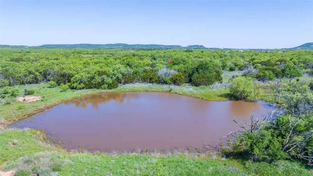 204 CR 180 Ovalo, TX 79541