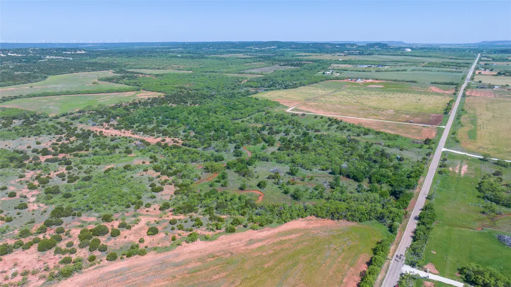 204 CR 180 Ovalo, TX 79541