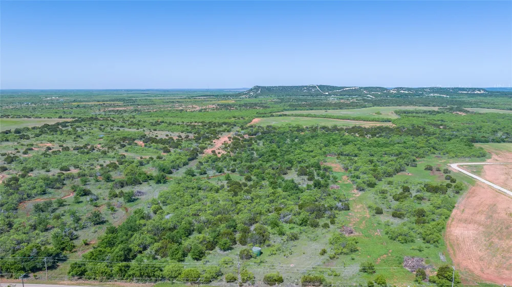 204 CR 180 Ovalo, TX 79541